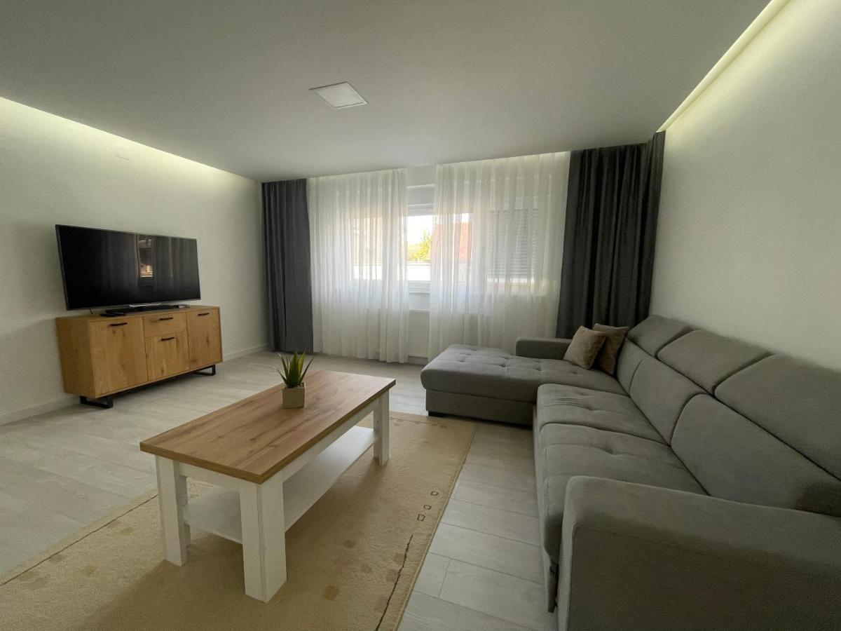 Rozi Apartments Ζάγκρεμπ Εξωτερικό φωτογραφία