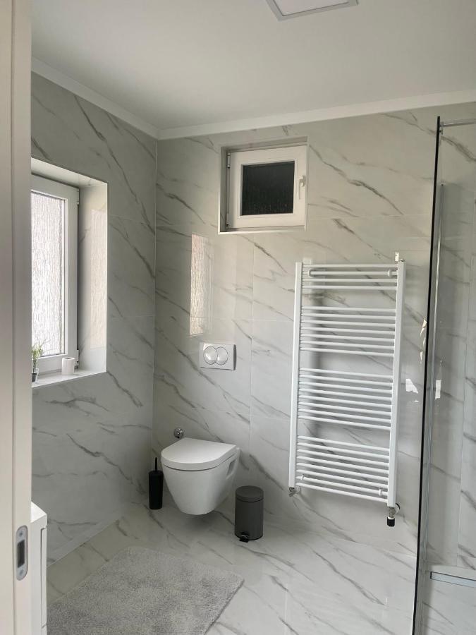 Rozi Apartments Ζάγκρεμπ Εξωτερικό φωτογραφία