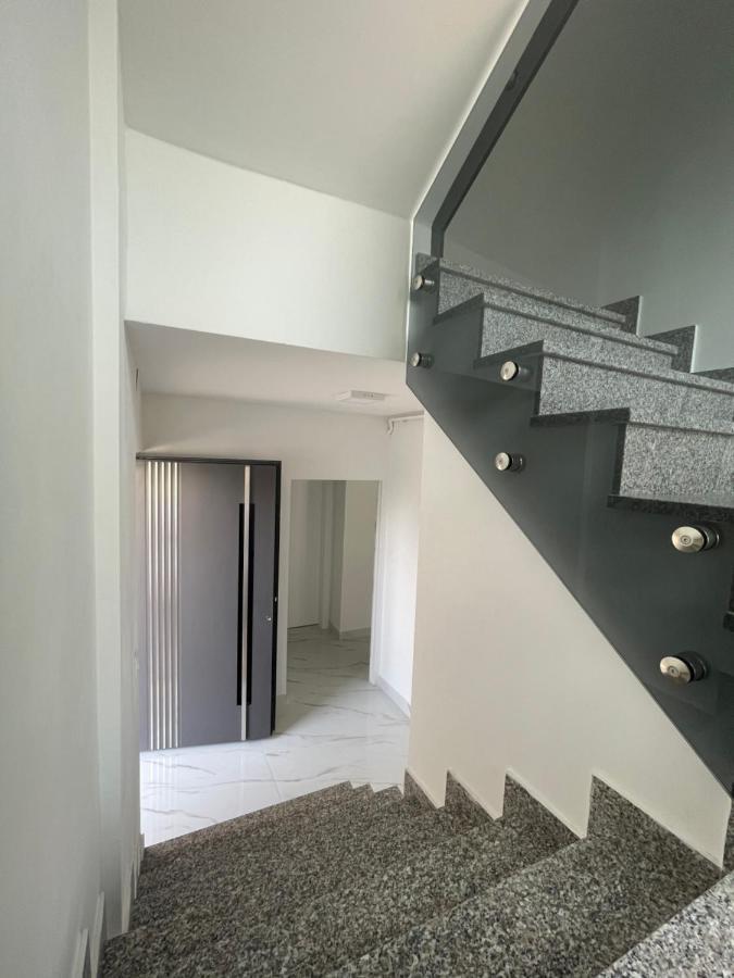 Rozi Apartments Ζάγκρεμπ Εξωτερικό φωτογραφία